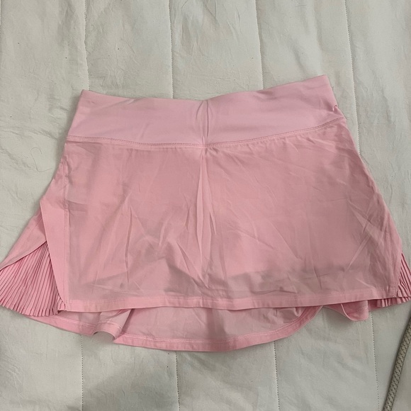 Lululemon Play off the Pleats Skirt - Picture 2 of 6